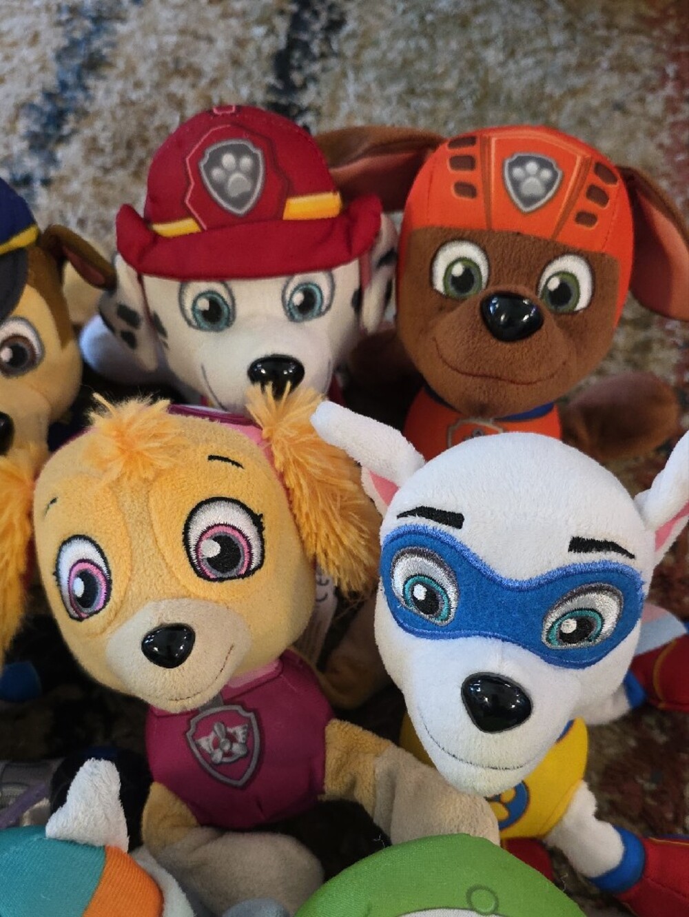 Paw Patrol Plush Character Pack - Blue, Yellow, Red, Orange, Green, White - Picture 2 of 4